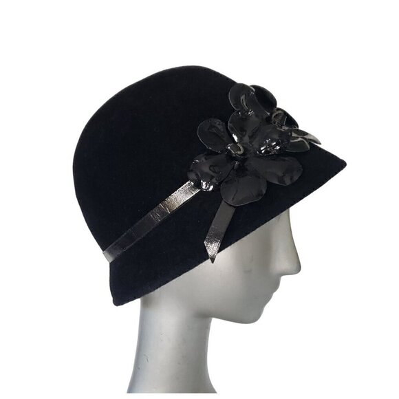 Vtg Frank Olive Patent Leather Flowers & Trim Black Wool Bucket Cloche Hat Boho main image 12